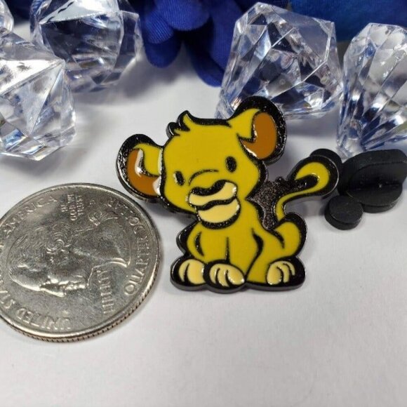 Disney Simba Cub Trading Pin Lion King Kawaii Art Badge Brooch Lapel Pin Jewelry - Picture 2 of 5